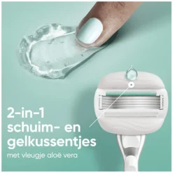 Gillette Venus Pro ComfortGlide Sensitive Scheersysteem 5 Blades + 1 Navulmesjes